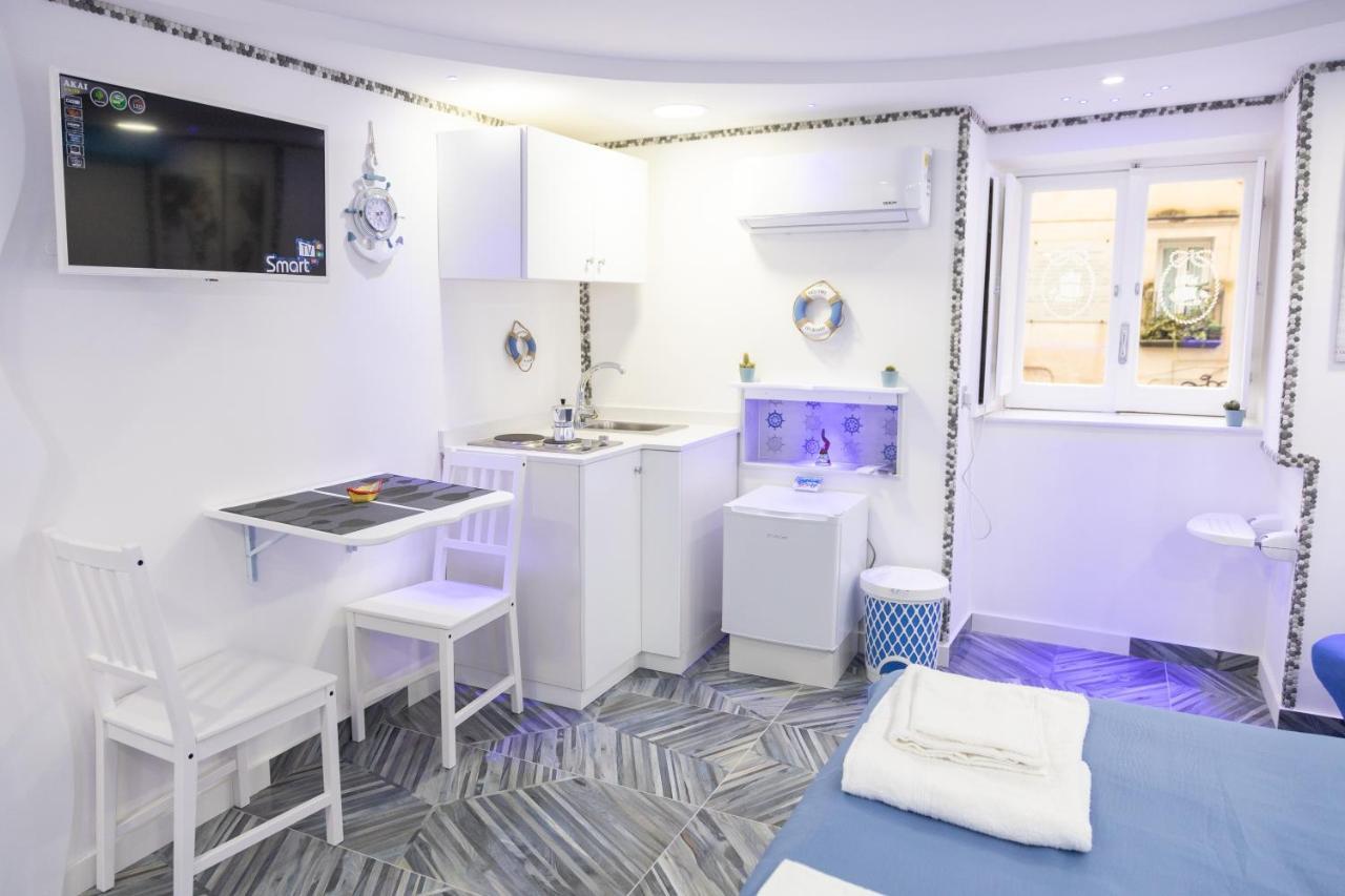 A Fenestrella E San Gregorio Armeno Apartamento *